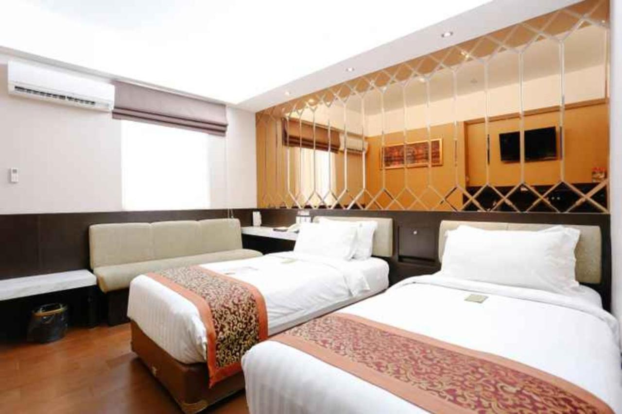 Favor Hotel Makassar City Center By Life Eksteriør billede