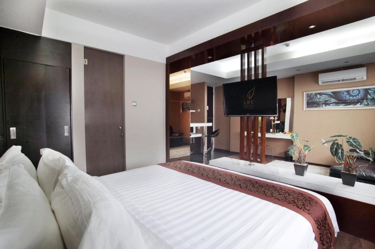 Favor Hotel Makassar City Center By Life Eksteriør billede